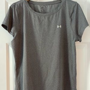 Underarmour shirt size XL great condition